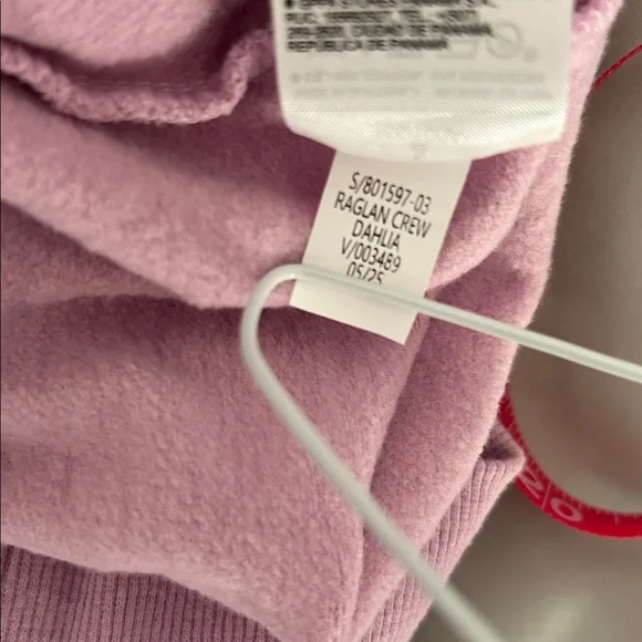 Old Navy Raglan Crewneck L - Picture 8 of 9